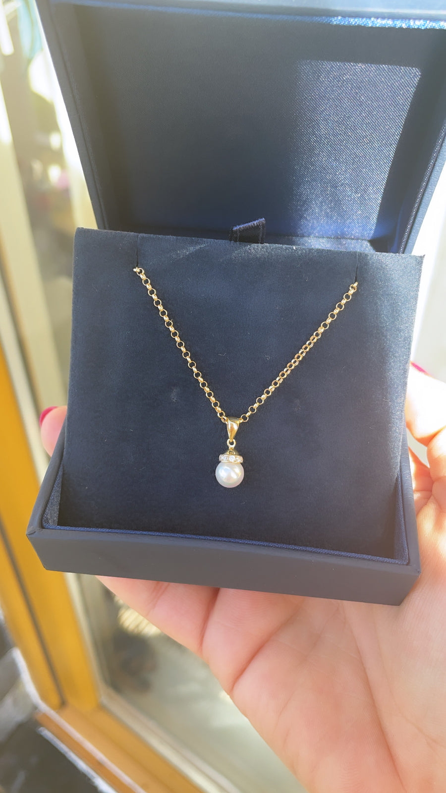 Pearl Pendant (9ct Solid Gold)
